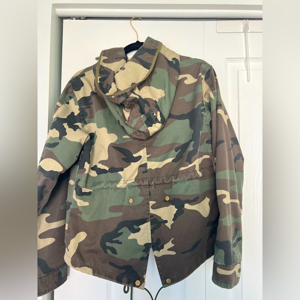 Military green jacket - Picture 2 of 4